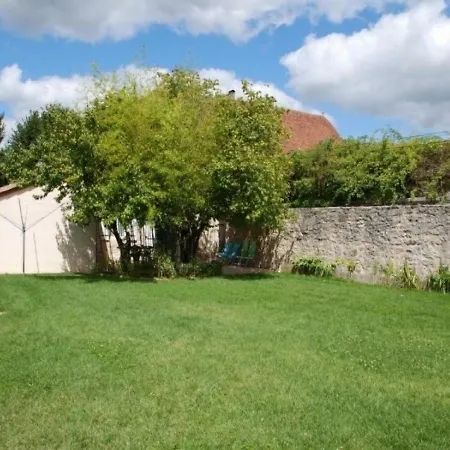House Le Jardin D'eden بيت للعطل *